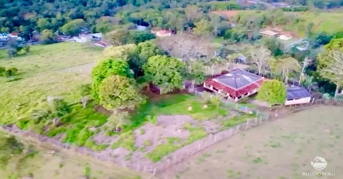 Chácara à venda com 3 quartos, 1300m² - Foto 44