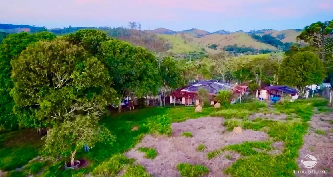 Chácara à venda com 3 quartos, 1300m² - Foto 6