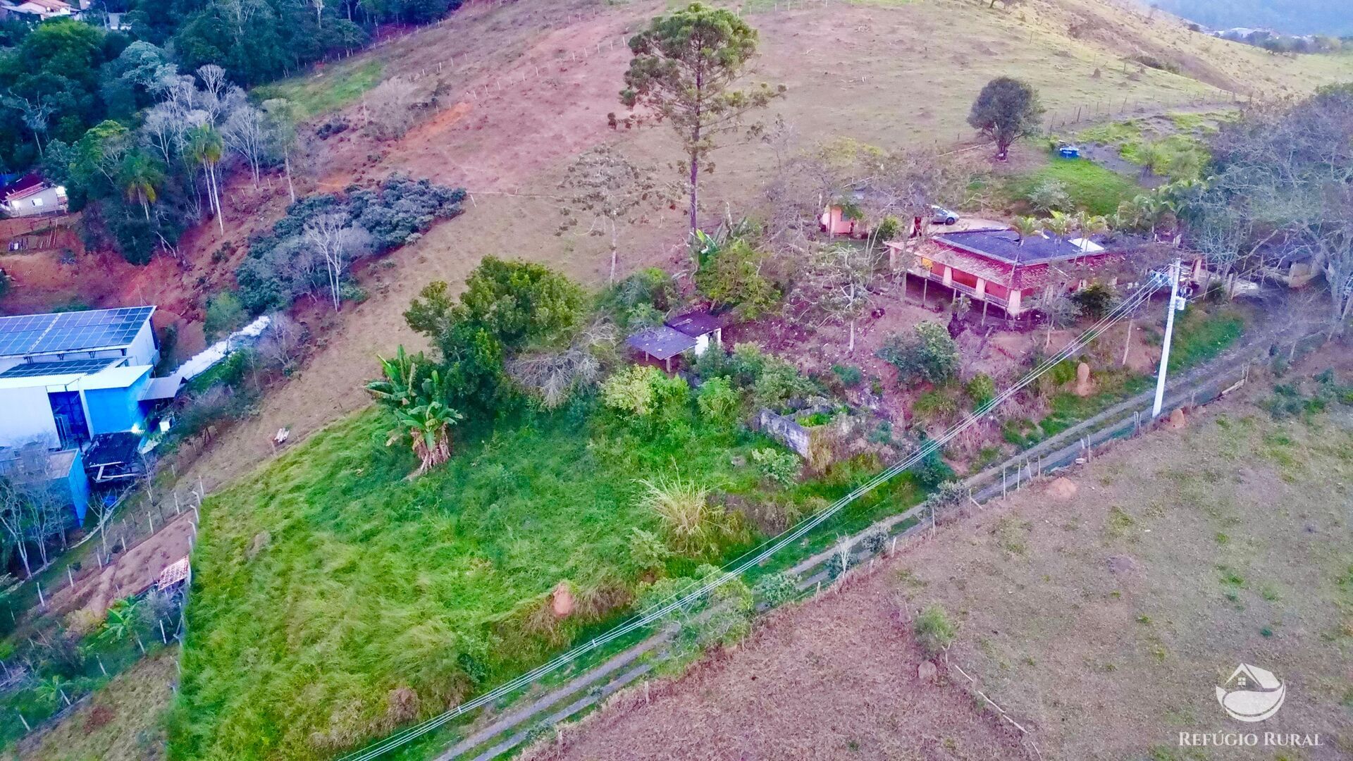 Chácara à venda com 3 quartos, 1300m² - Foto 17