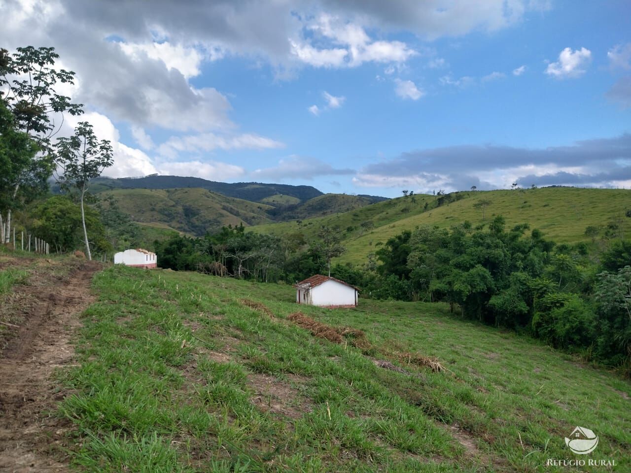 Fazenda à venda com 7 quartos, 3242799m² - Foto 14