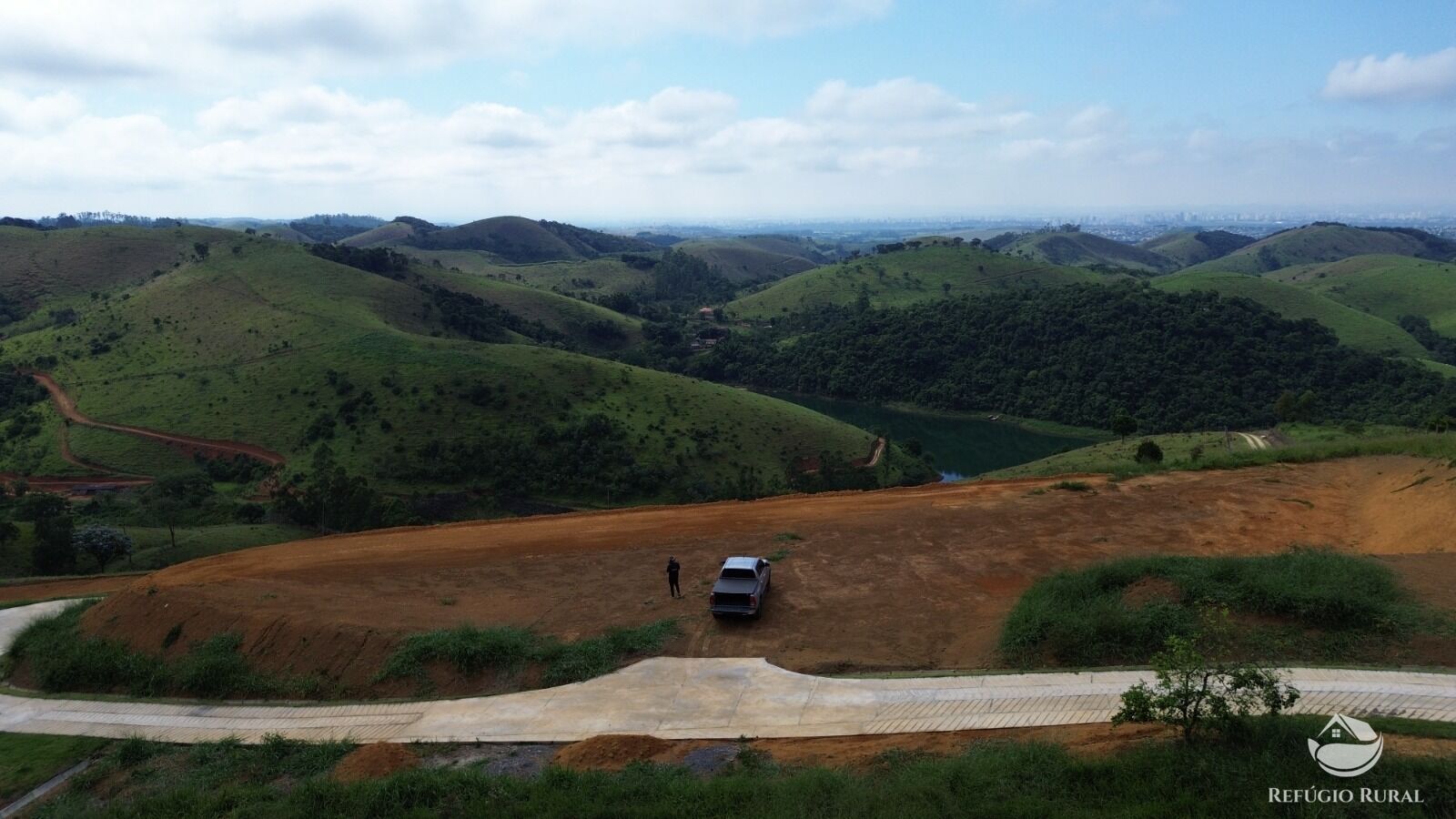Sítio à venda com 1 quarto, 83000m² - Foto 11