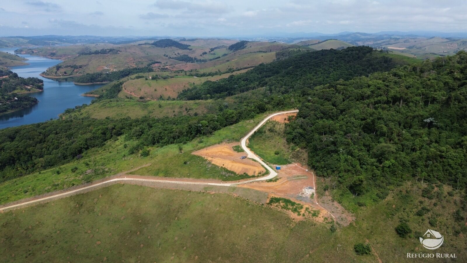 Sítio à venda com 1 quarto, 83000m² - Foto 18