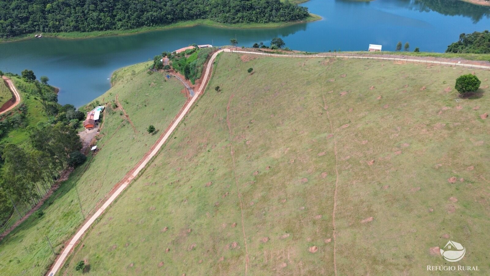 Sítio à venda com 1 quarto, 83000m² - Foto 8