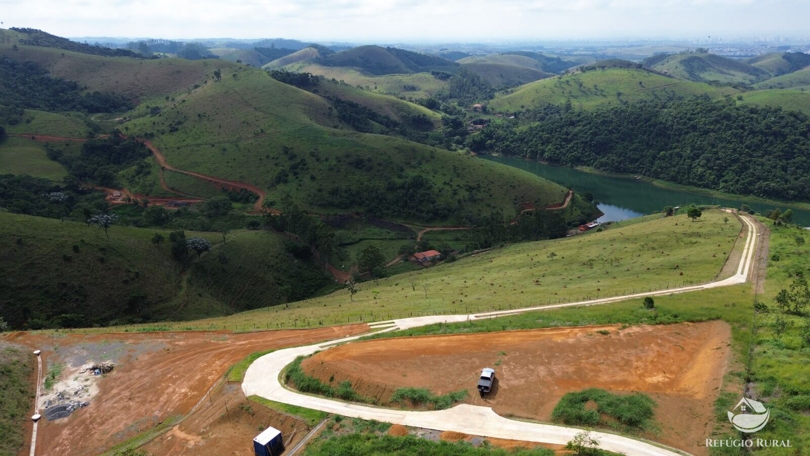 Sítio à venda com 1 quarto, 83000m² - Foto 28