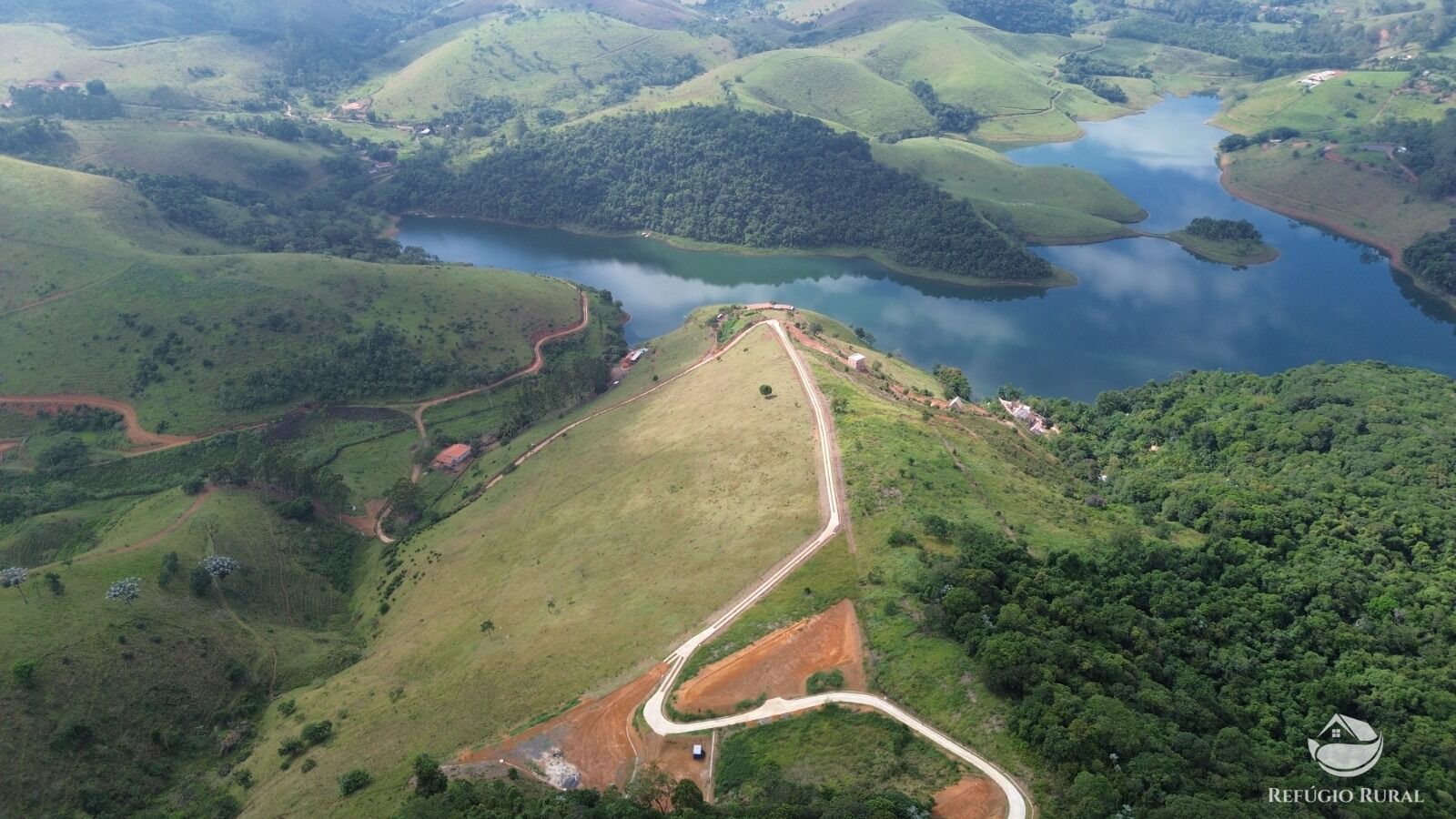 Sítio à venda com 1 quarto, 83000m² - Foto 21