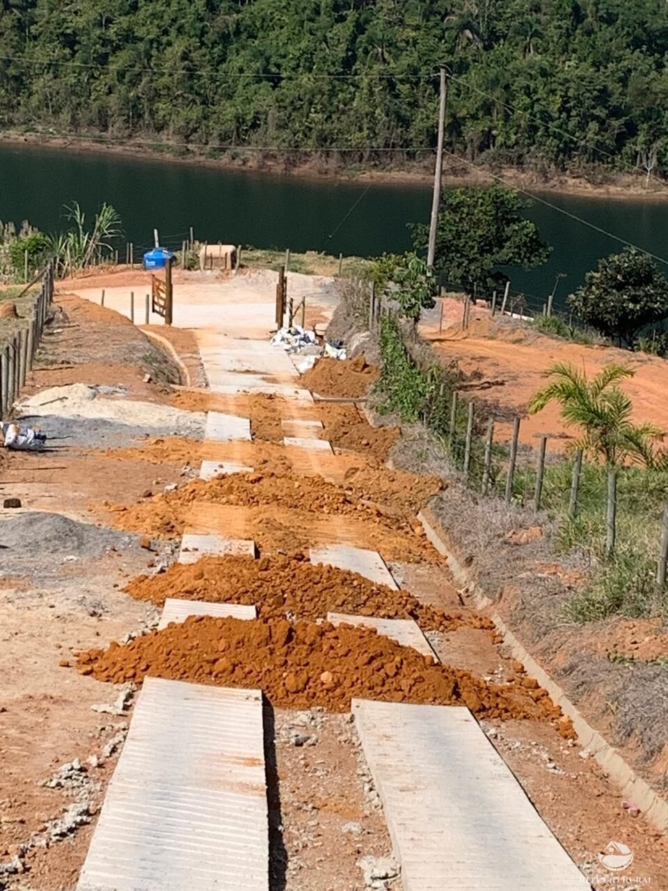 Sítio à venda com 1 quarto, 83000m² - Foto 41