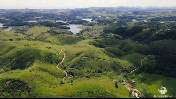 Fazenda à venda com 2 quartos, 3161000m² - Foto 15