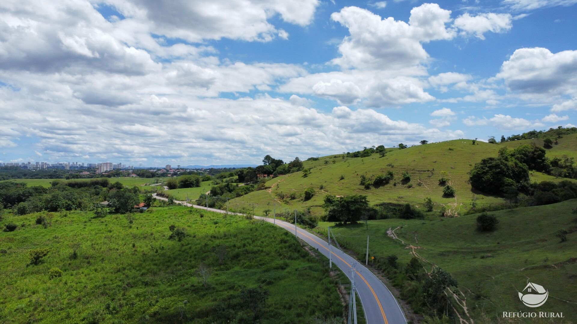 Fazenda à venda com 3 quartos, 484000m² - Foto 7