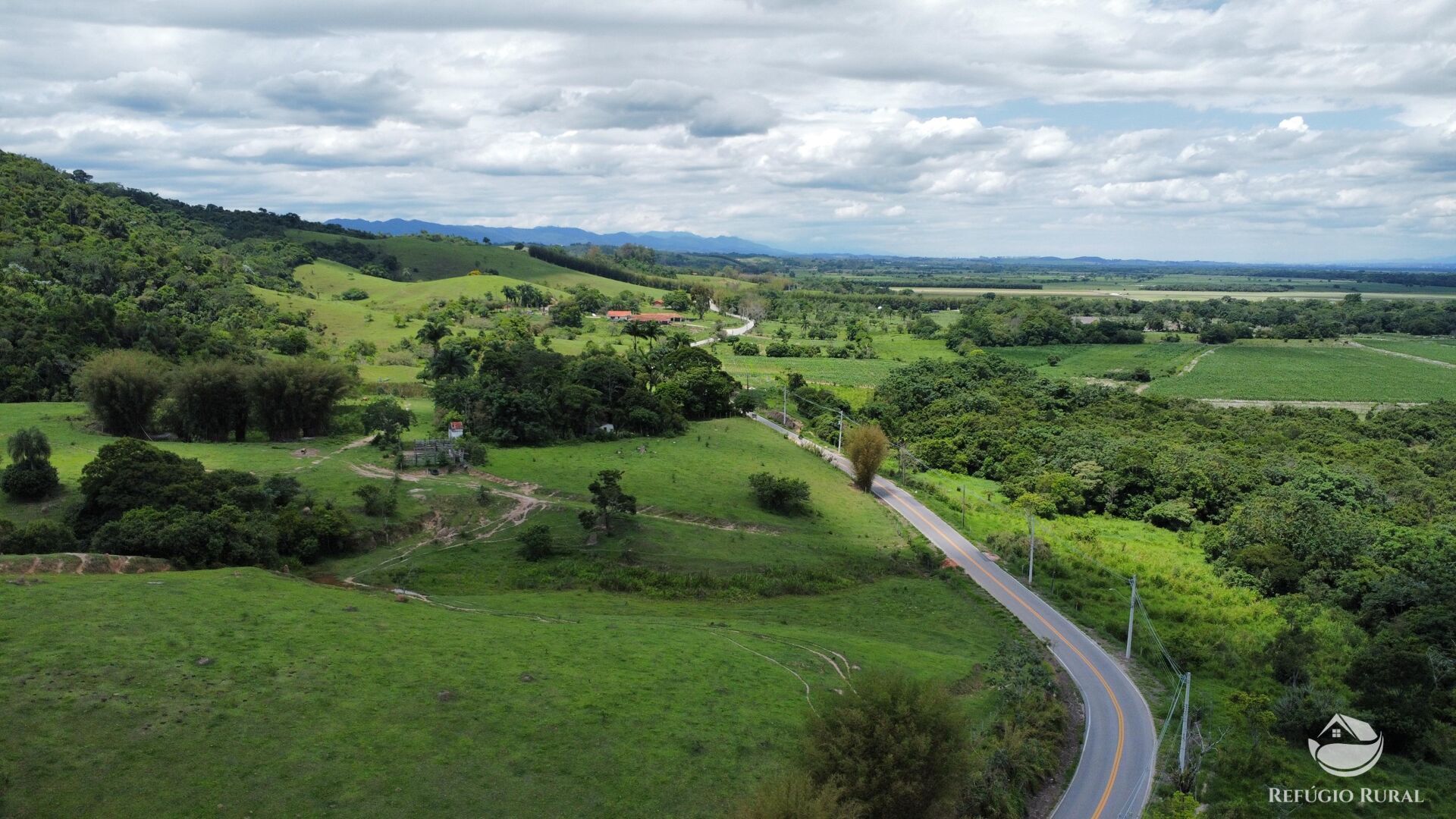 Fazenda à venda com 3 quartos, 484000m² - Foto 10