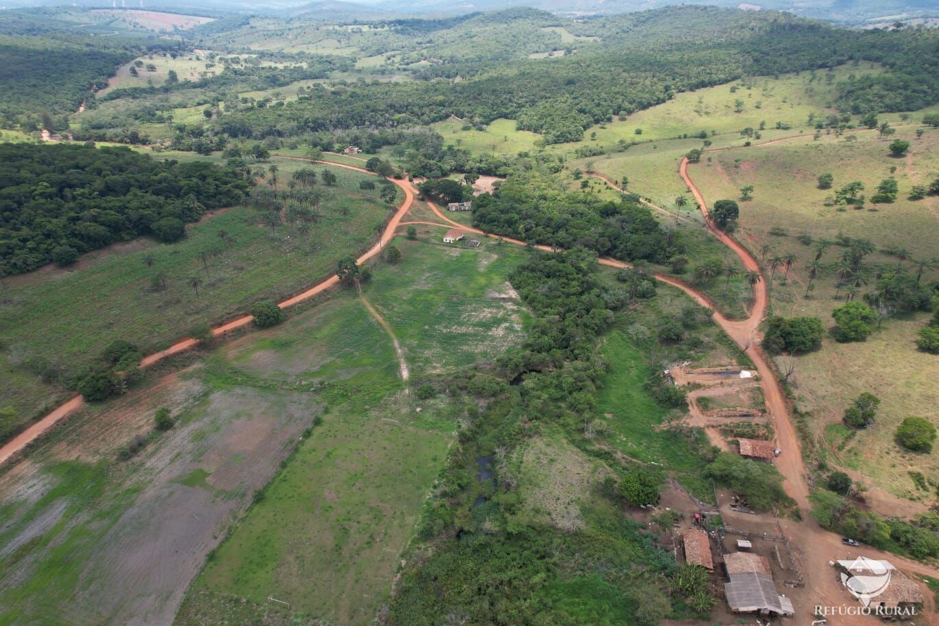 Fazenda à venda com 2 quartos, 5760000m² - Foto 9