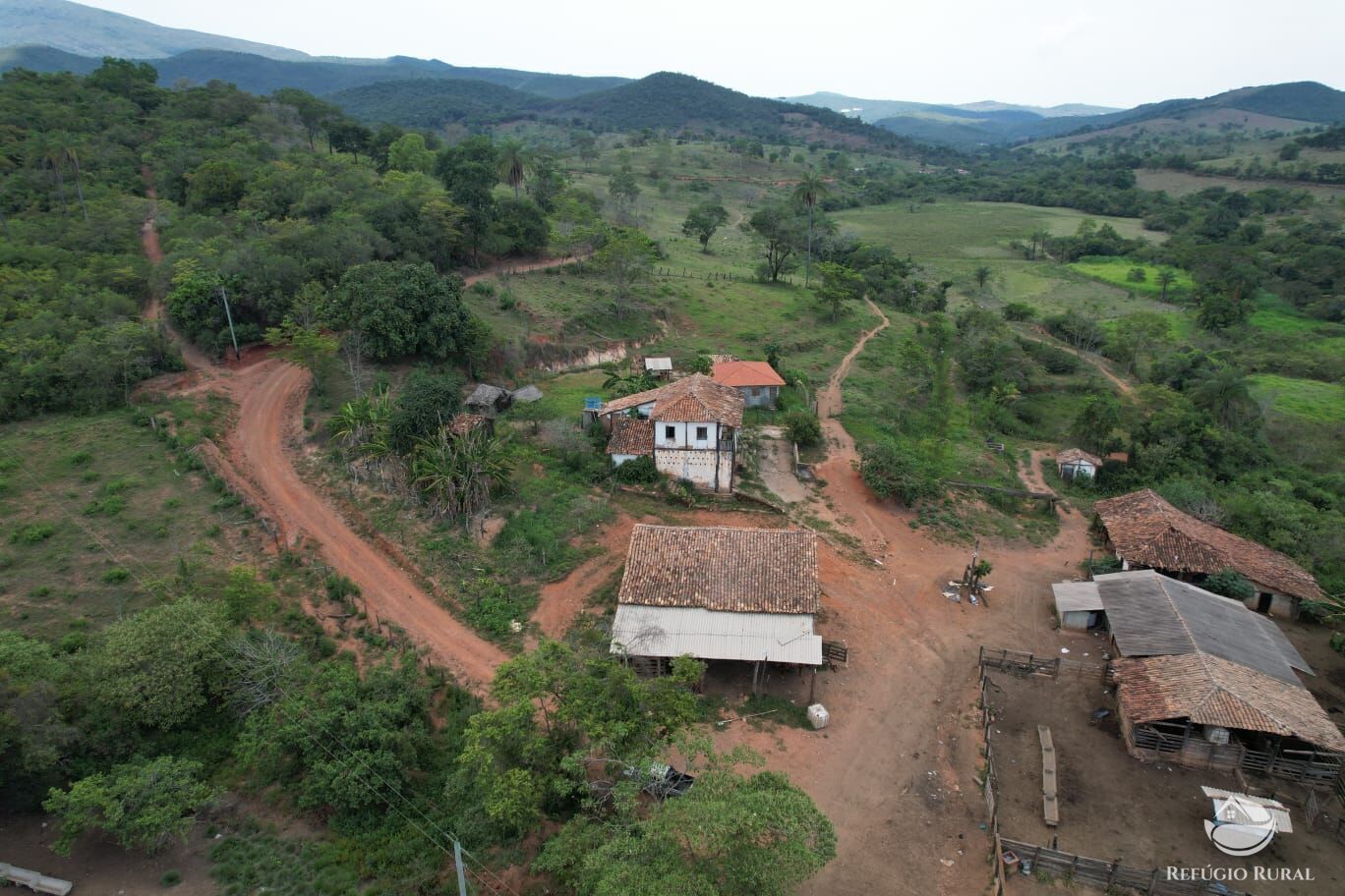 Fazenda à venda com 2 quartos, 5760000m² - Foto 2