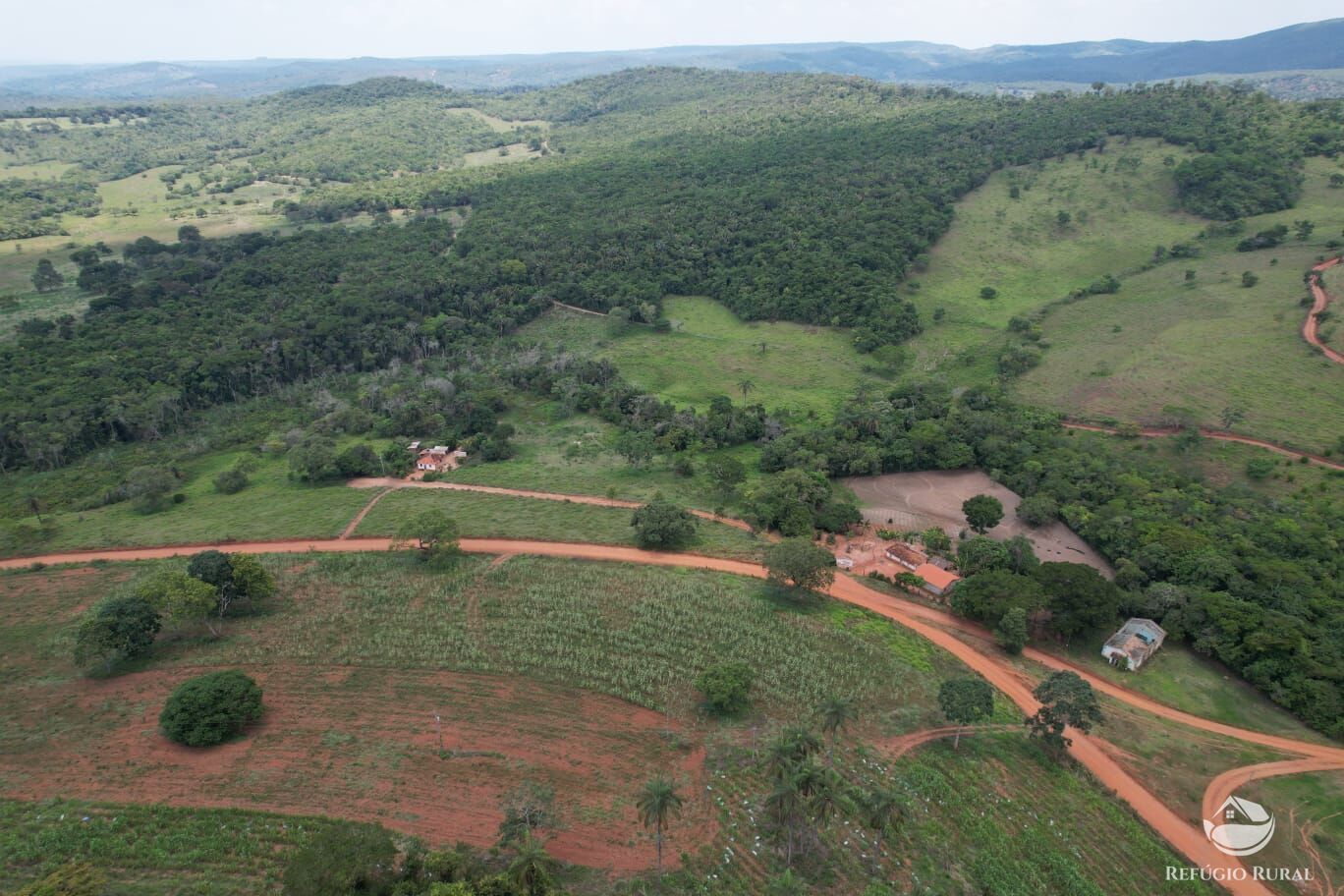 Fazenda à venda com 2 quartos, 5760000m² - Foto 11