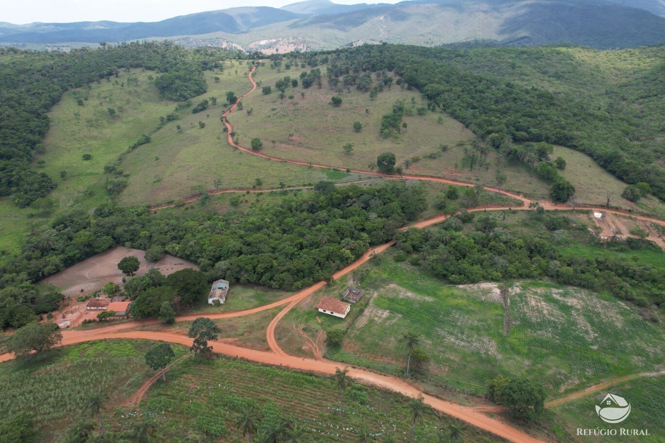 Fazenda à venda com 2 quartos, 5760000m² - Foto 1