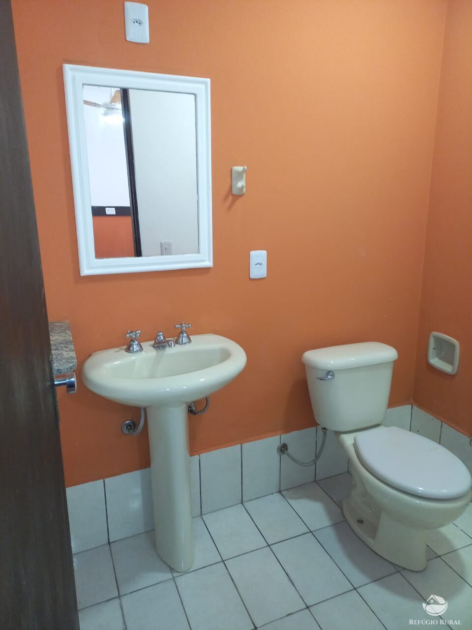 Hotel à venda com 14 quartos, 96800m² - Foto 50