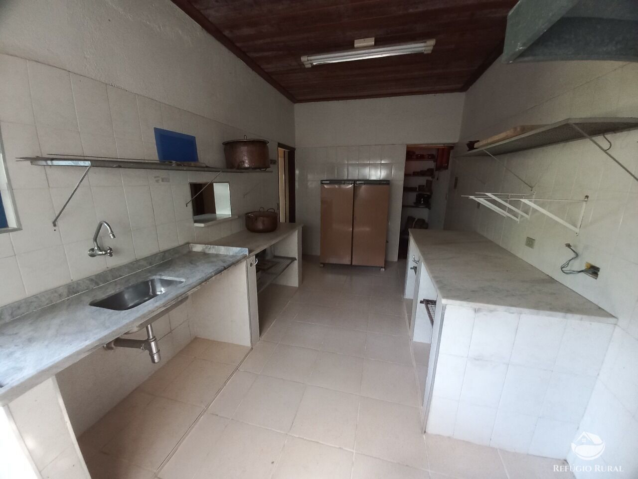 Hotel à venda com 14 quartos, 96800m² - Foto 29