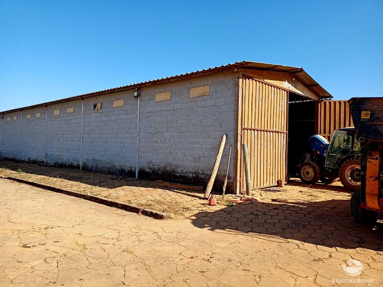 Fazenda à venda com 3 quartos, 2390000m² - Foto 11