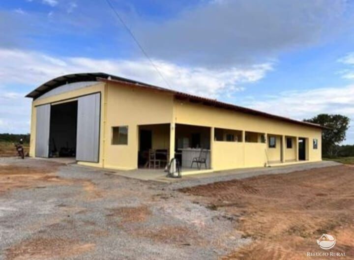 Fazenda à venda com 3 quartos, 33880000m² - Foto 3