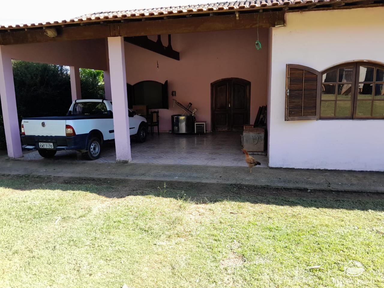 Fazenda à venda com 2 quartos, 121000m² - Foto 1