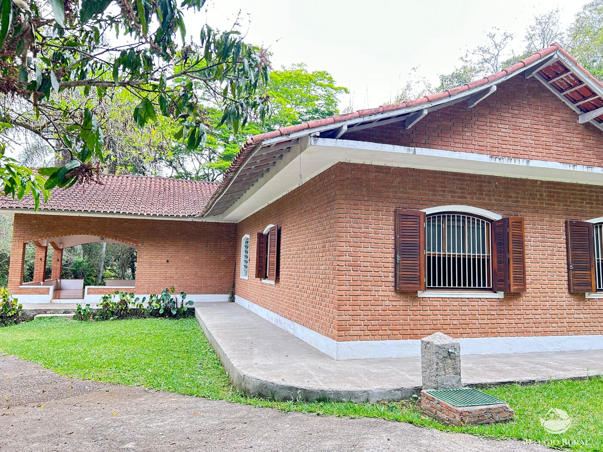 Fazenda à venda com 8 quartos, 438000m² - Foto 4