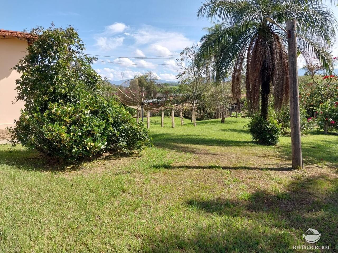 Fazenda à venda com 2 quartos, 2589400m² - Foto 8