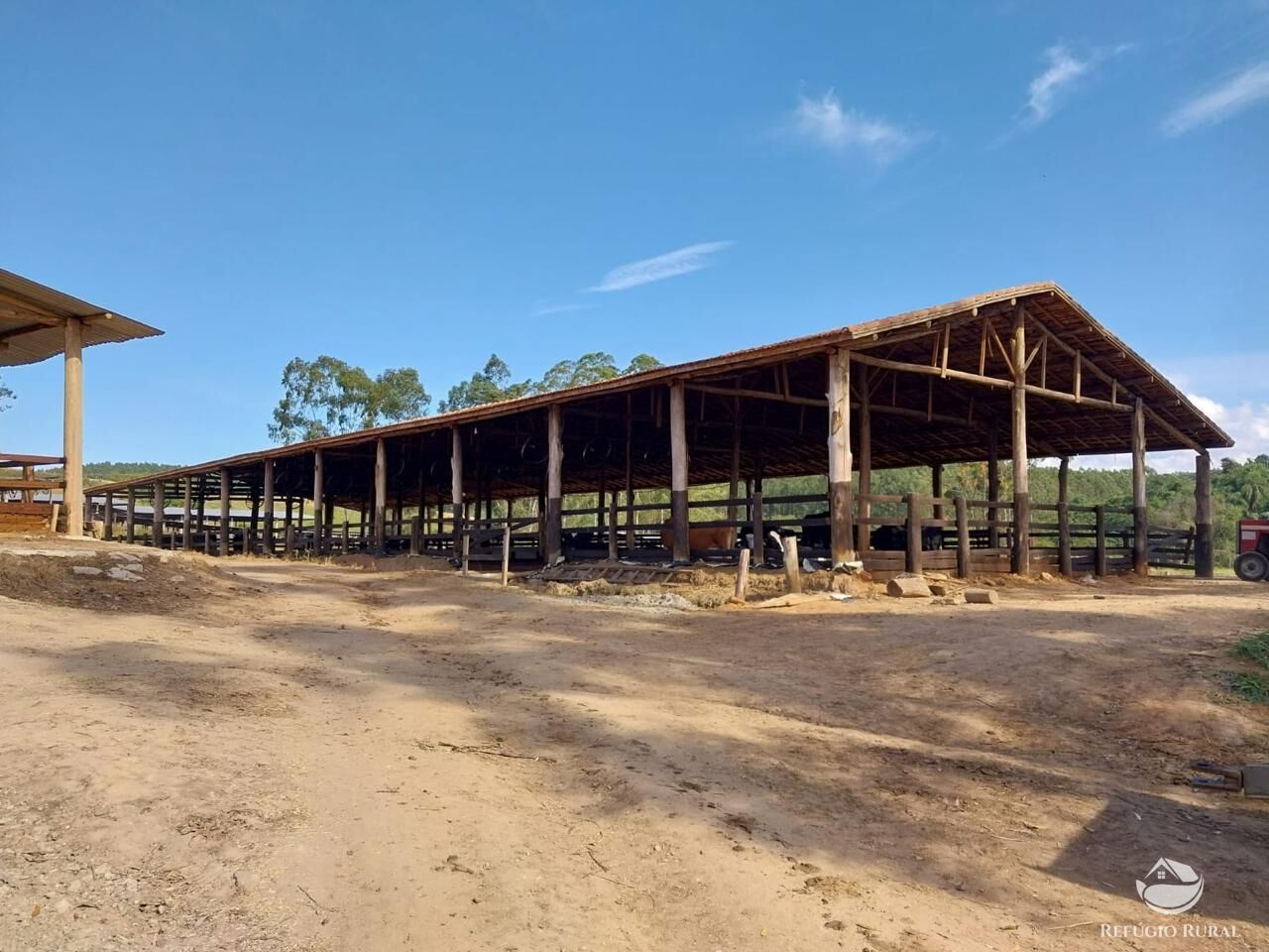 Fazenda à venda com 2 quartos, 2589400m² - Foto 34