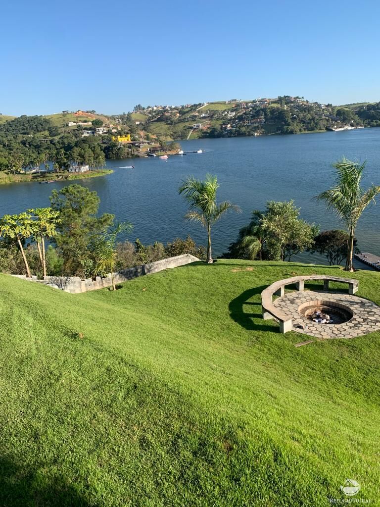 Fazenda à venda com 8 quartos, 2500m² - Foto 3