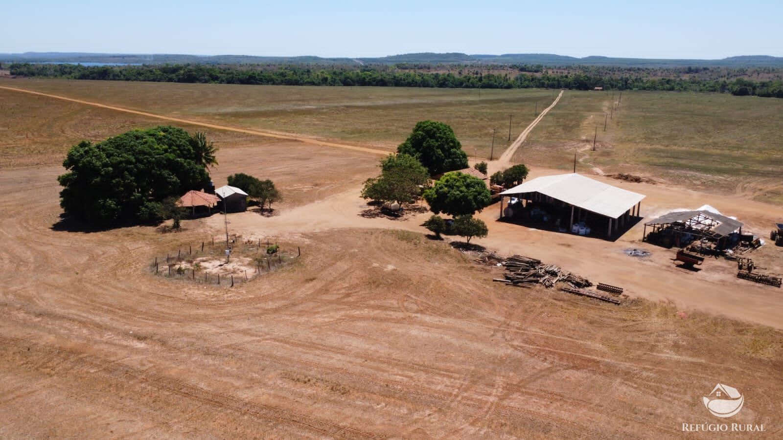 Fazenda à venda com 1 quarto, 14036000m² - Foto 1