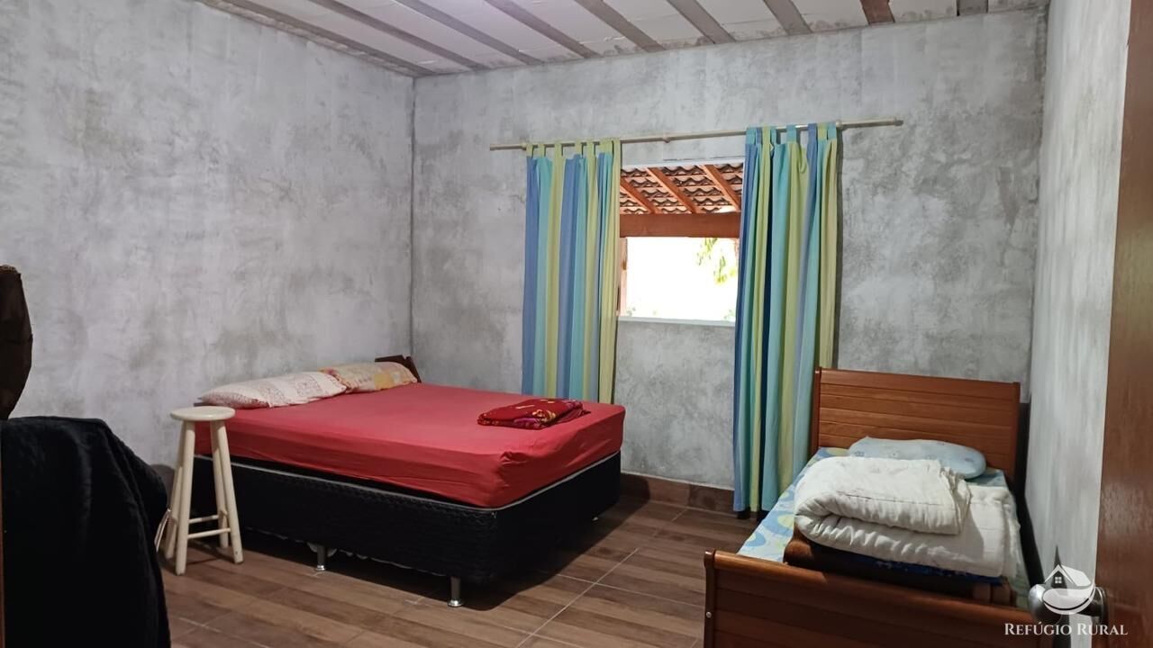 Chácara à venda com 2 quartos, 11000m² - Foto 18