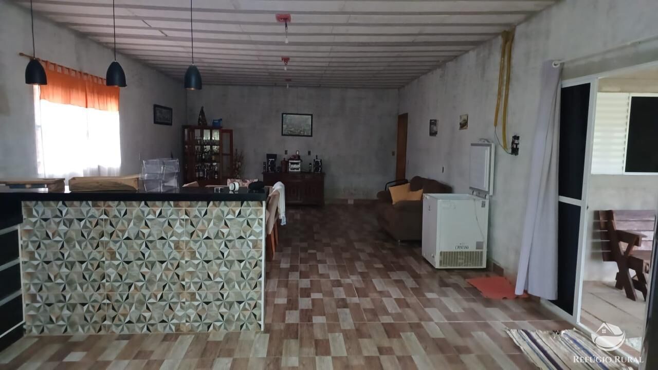 Chácara à venda com 2 quartos, 11000m² - Foto 15