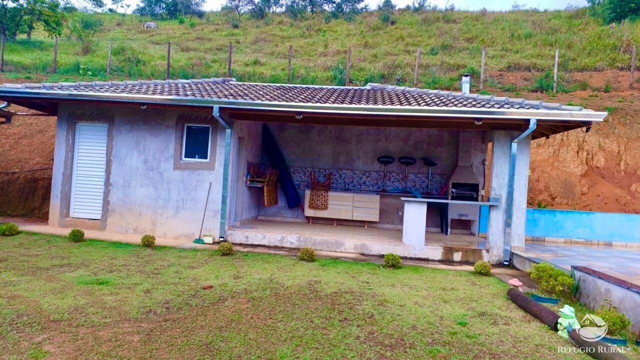 Chácara à venda com 2 quartos, 11000m² - Foto 11