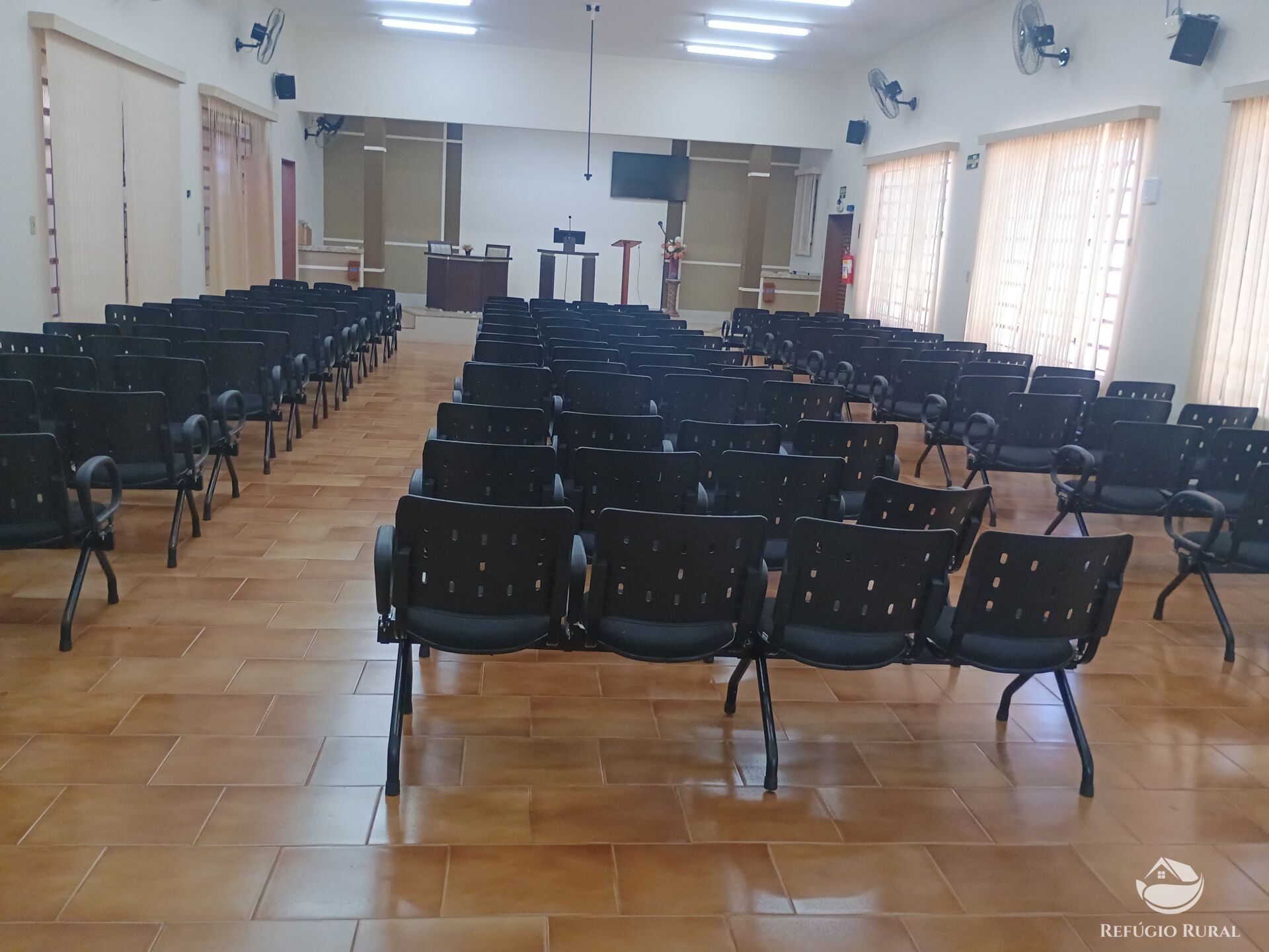 Prédio Inteiro à venda com 1 quarto, 223m² - Foto 10
