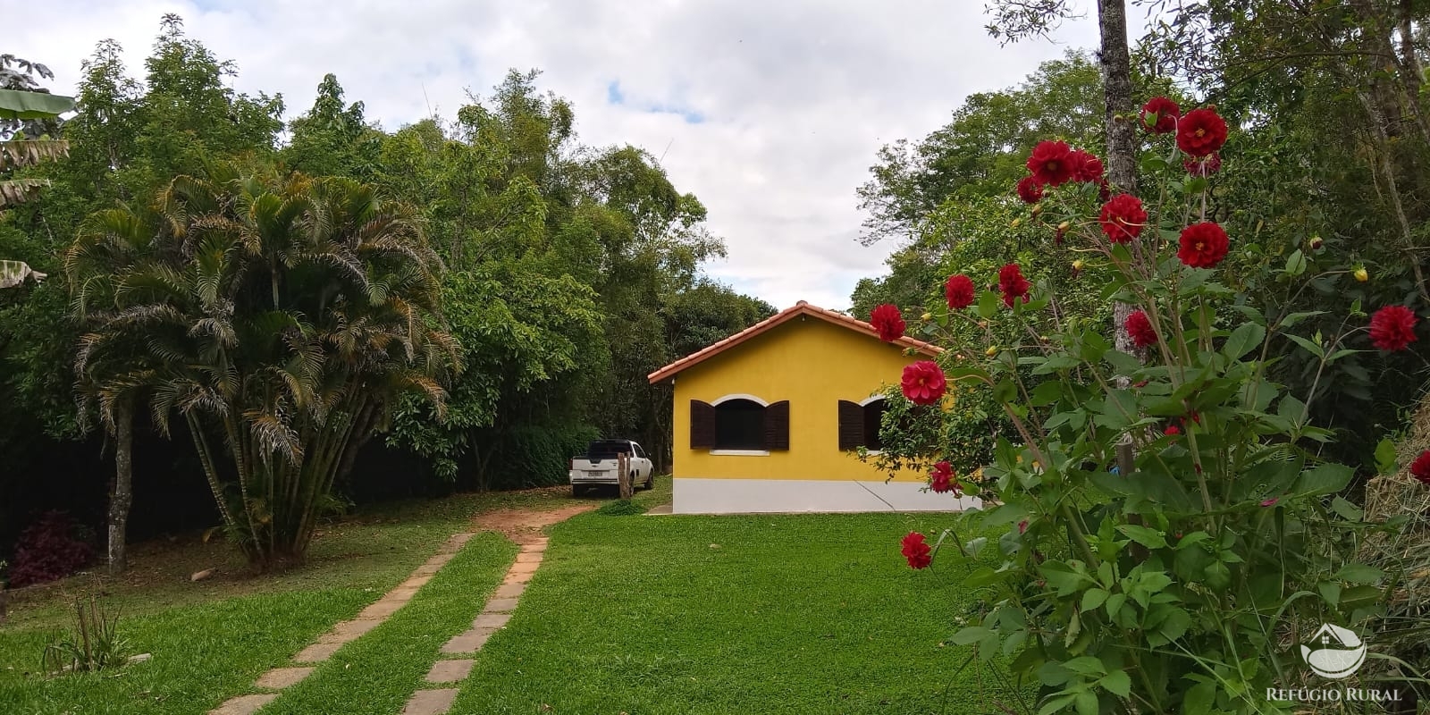 Fazenda à venda com 4 quartos, 96800m² - Foto 1