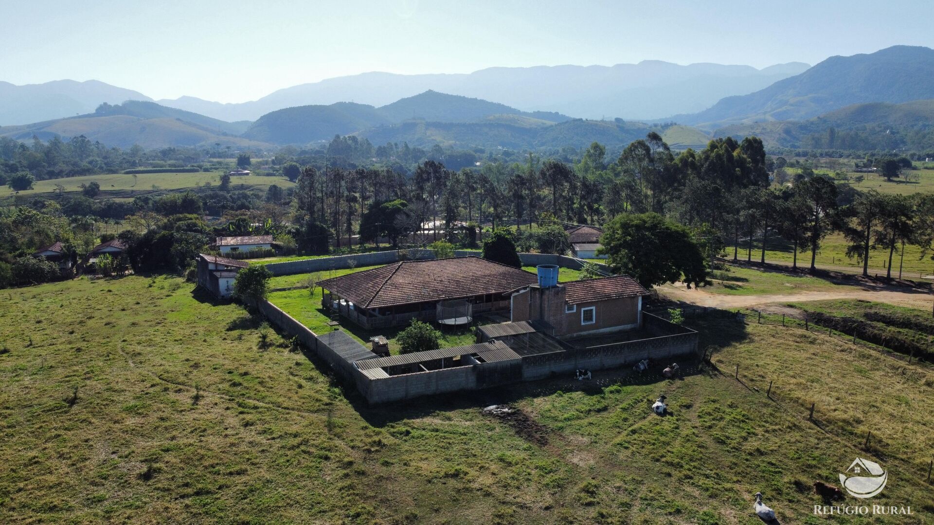 Fazenda à venda com 8 quartos, 960800m² - Foto 3