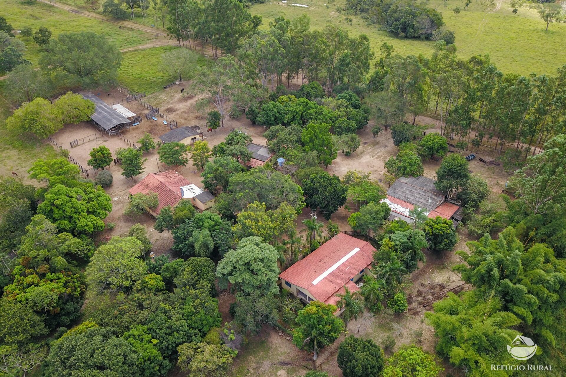 Fazenda à venda com 8 quartos, 15230000m² - Foto 3