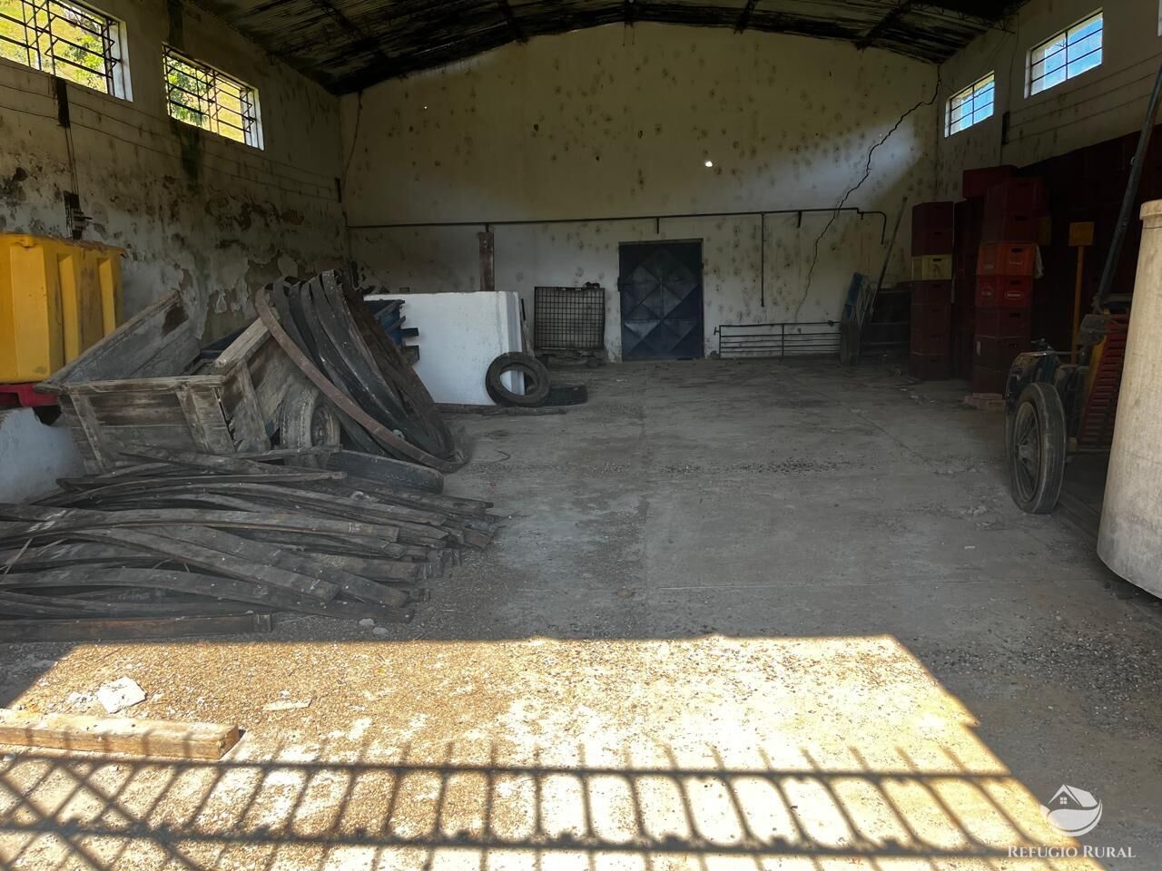 Fazenda à venda com 11 quartos, 11858000m² - Foto 19