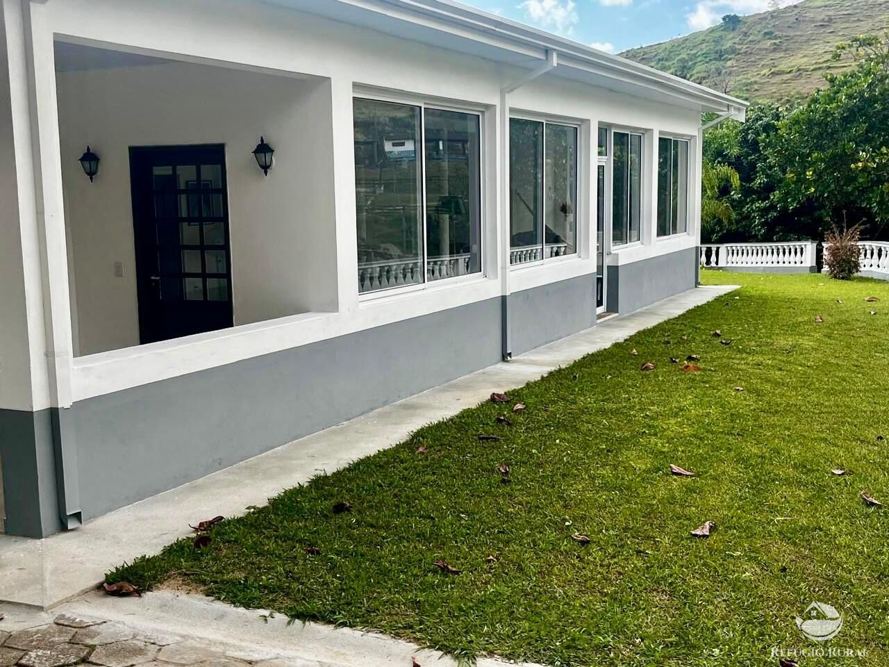 Fazenda à venda com 11 quartos, 11858000m² - Foto 3