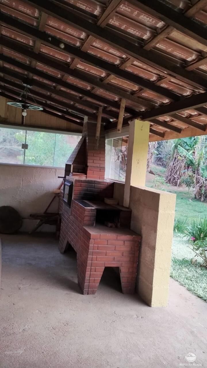 Chácara à venda com 2 quartos, 7000m² - Foto 7