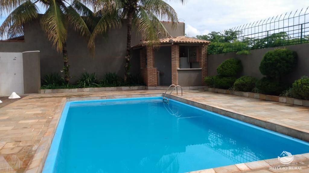 Fazenda à venda com 2 quartos, 1050m² - Foto 3