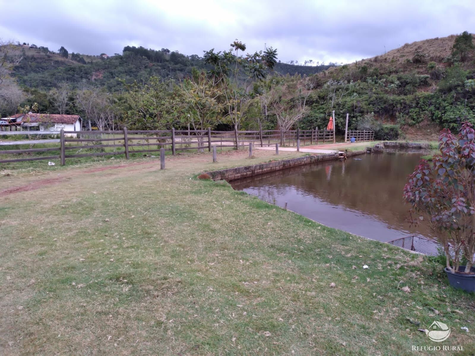 Fazenda à venda com 13 quartos, 39947m² - Foto 8