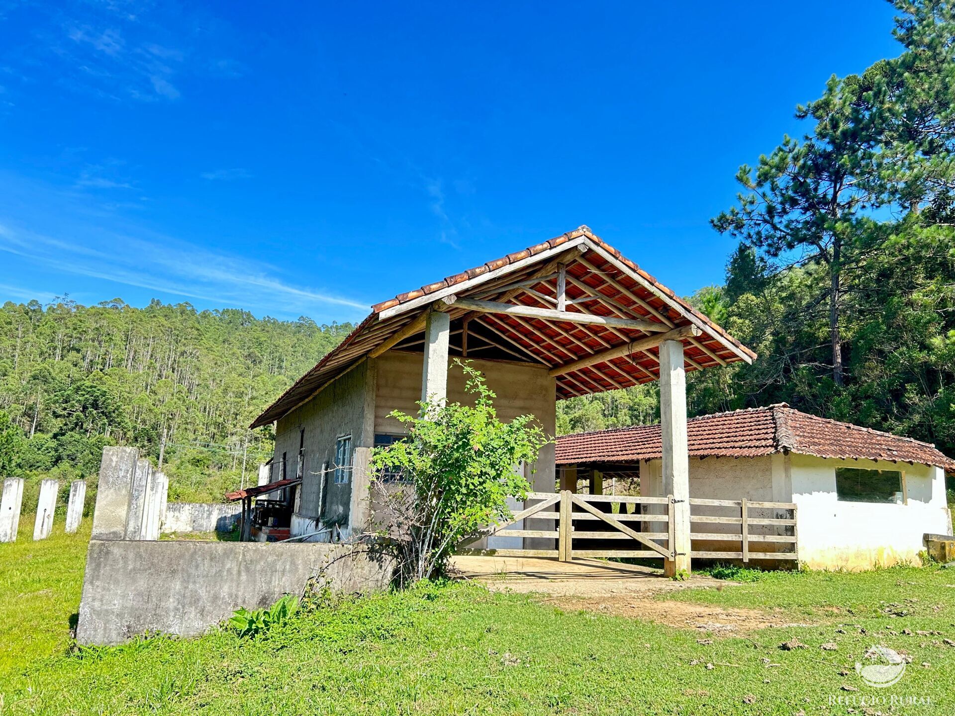 Fazenda à venda com 2 quartos, 1436600m² - Foto 26