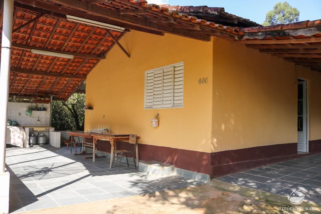 Fazenda à venda com 3 quartos, 20685m² - Foto 1