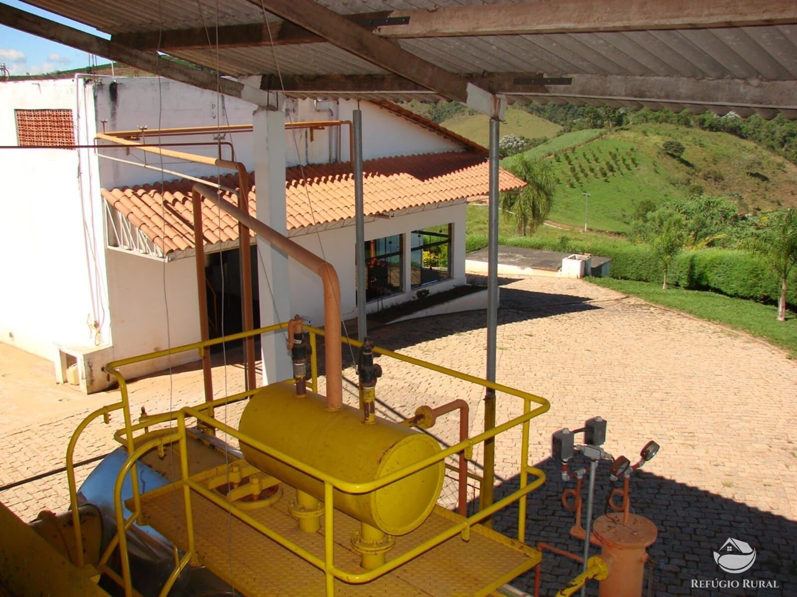 Fazenda à venda com 2 quartos, 80000m² - Foto 31