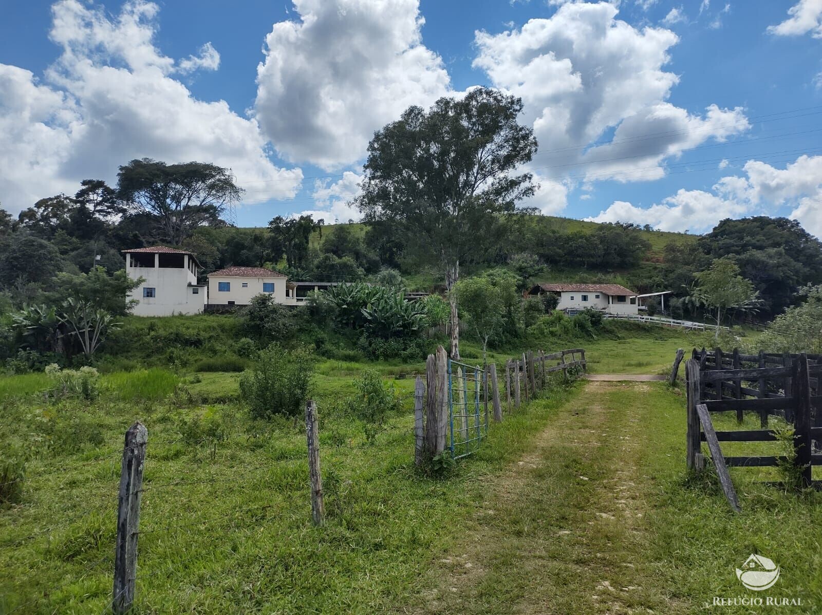 Fazenda à venda com 2 quartos, 270000m² - Foto 14