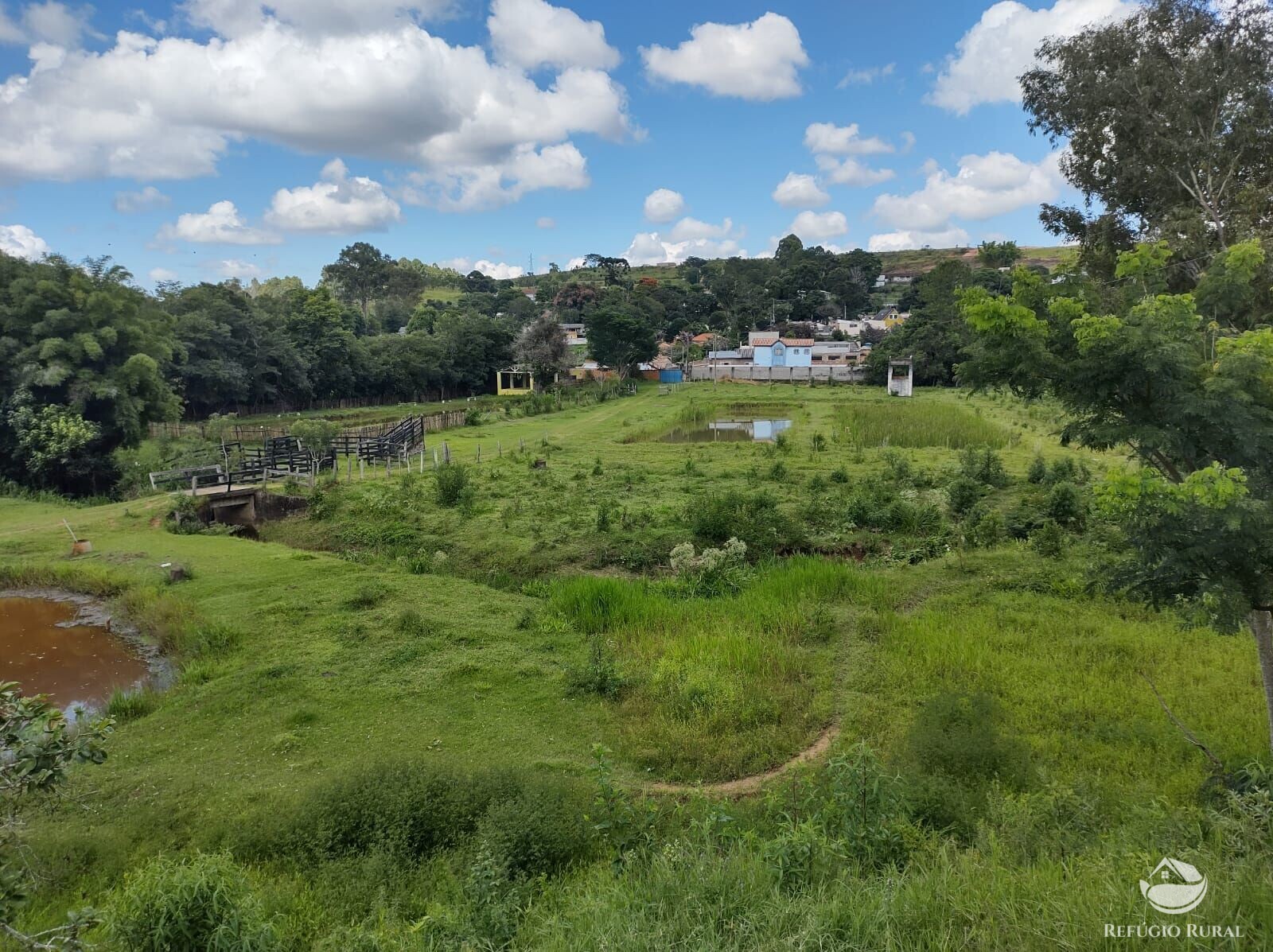 Fazenda à venda com 2 quartos, 270000m² - Foto 4