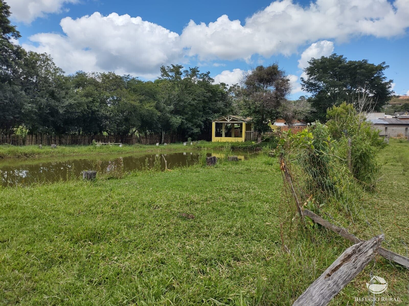 Fazenda à venda com 2 quartos, 270000m² - Foto 15