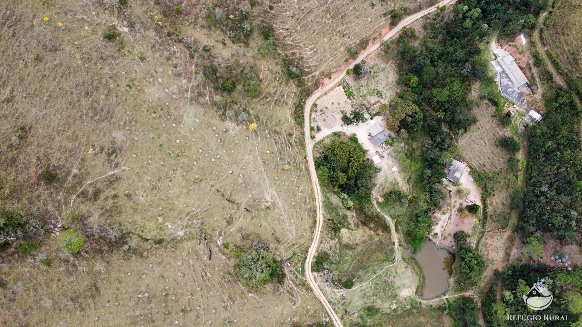 Sítio à venda com 2 quartos, 150000m² - Foto 5