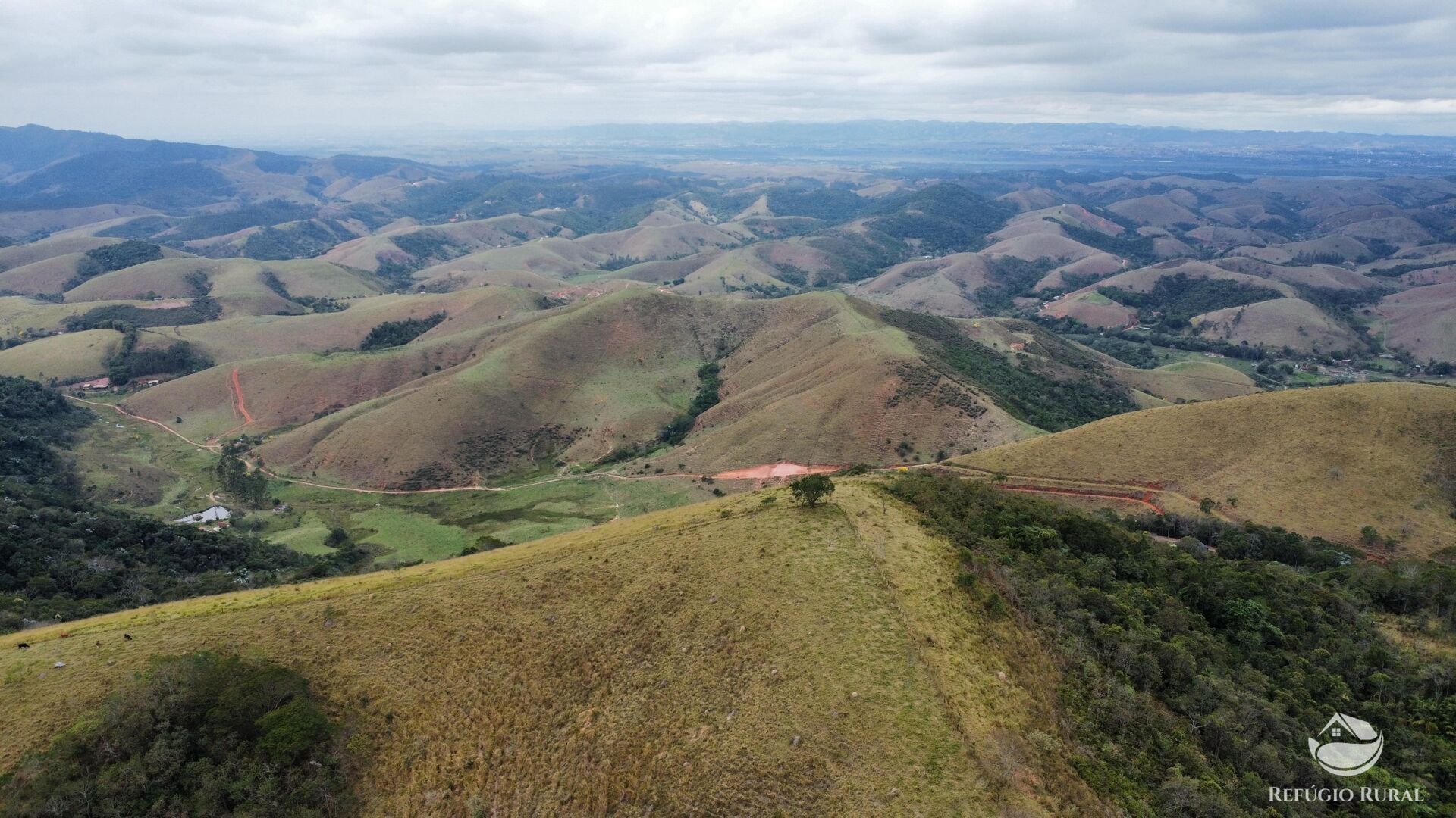 Sítio à venda com 2 quartos, 150000m² - Foto 7