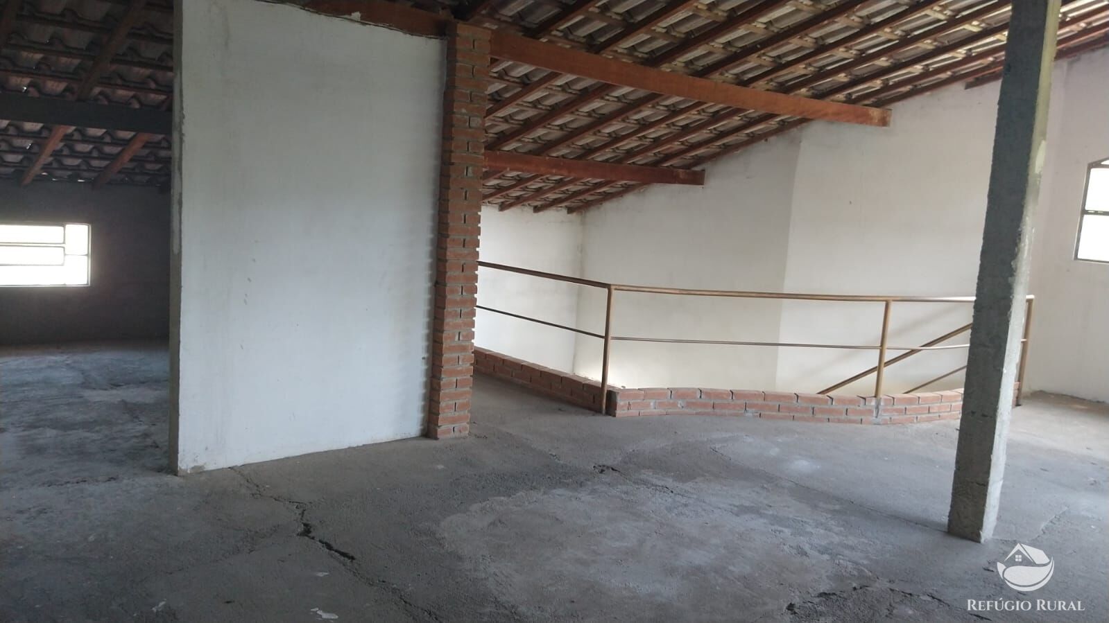 Fazenda à venda com 3 quartos, 2700m² - Foto 13