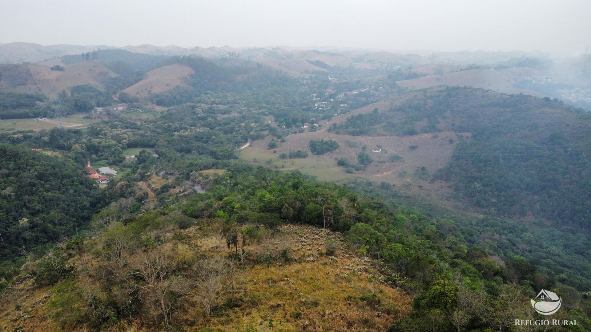 Fazenda à venda com 1 quarto, 242000m² - Foto 8