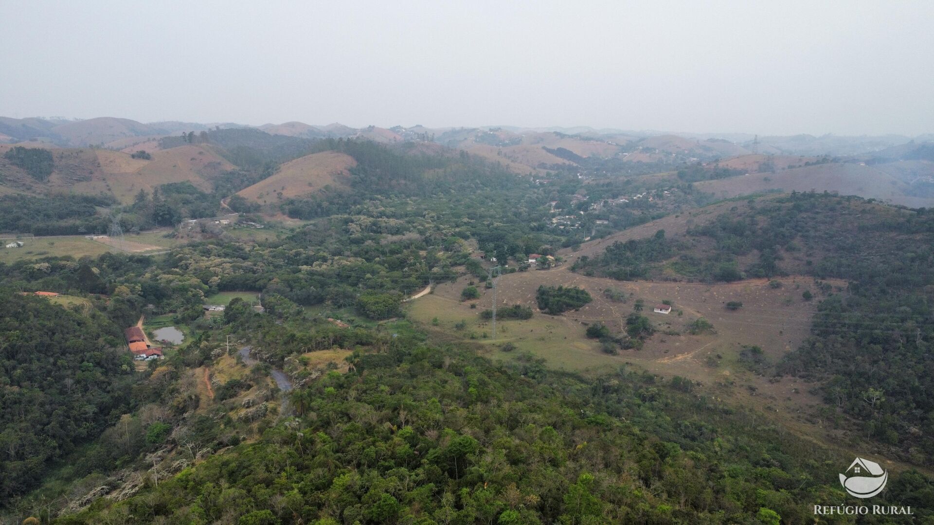 Fazenda à venda com 1 quarto, 242000m² - Foto 29